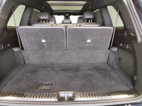 Used 2022 Mercedes-Benz GLS 450 4MATIC image 10