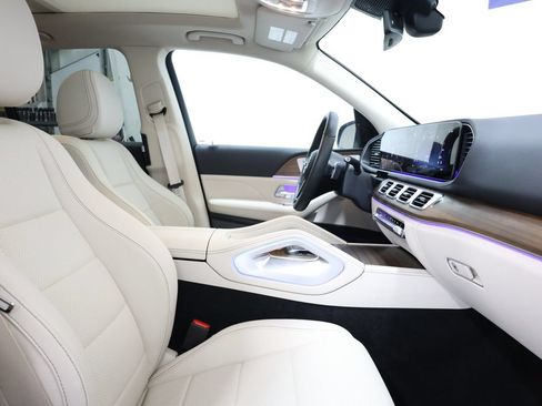 Certified 2025 Mercedes-Benz GLE 350 4MATIC image 21