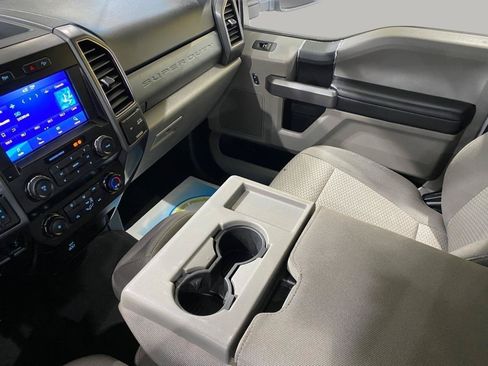 Used 2021 Ford F250 XLT w/ FX4 Off-Road Package AWD/4WD image 12