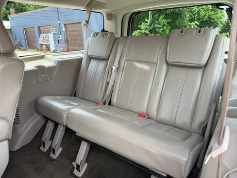 Used 2017 Lincoln Navigator L Select AWD/4WD image 14