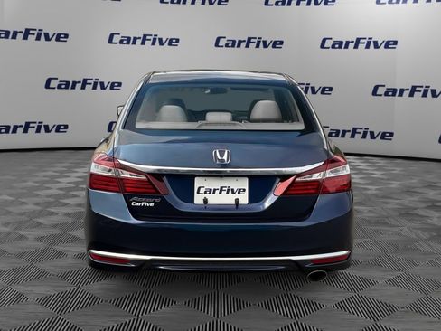 Used 2017 Honda Accord LX image 4