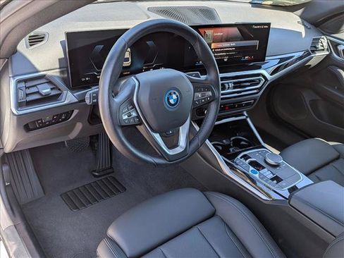 Used 2023 BMW i4 eDrive35 w/ Premium Package RWD image 10