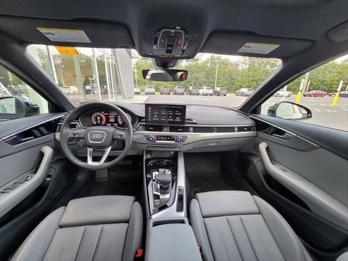 Used 2023 Audi A4 2.0T Premium Plus w/ Premium Plus Package AWD/4WD image 19