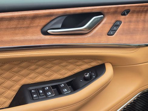 New 2026 Jeep Grand Cherokee L Summit AWD/4WD image 20