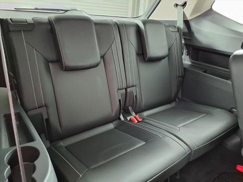 Used 2021 Volkswagen Atlas SE w/ Panoramic Sunroof Package image 13