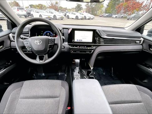 Certified 2025 Toyota Camry LE image 15