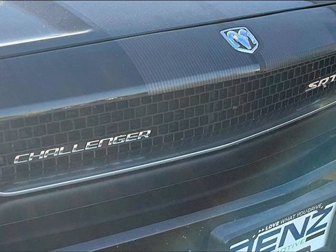 Used 2009 Dodge Challenger SRT8 RWD image 22