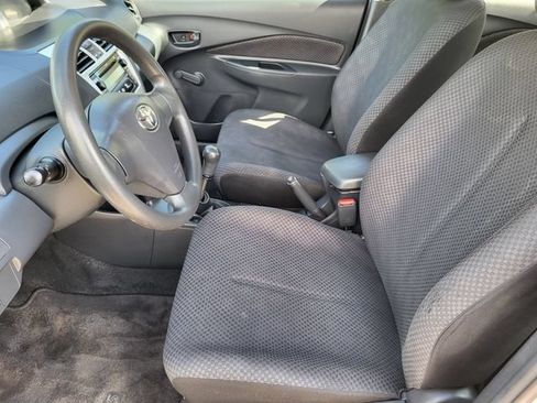 Used 2007 Toyota Yaris Sedan w/ Convenience Pkg FWD image 12