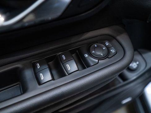 Used 2023 GMC Terrain Denali w/ Denali Premium Package image 21