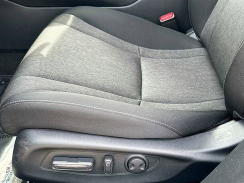 Certified 2025 Honda Accord SE image 17