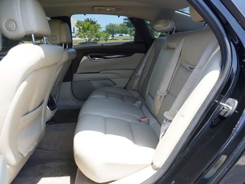 Used 2013 Cadillac XTS Premium FWD image 22