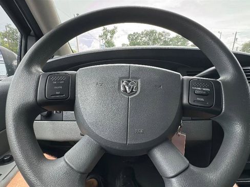 Used 2006 Dodge Durango SXT RWD image 37