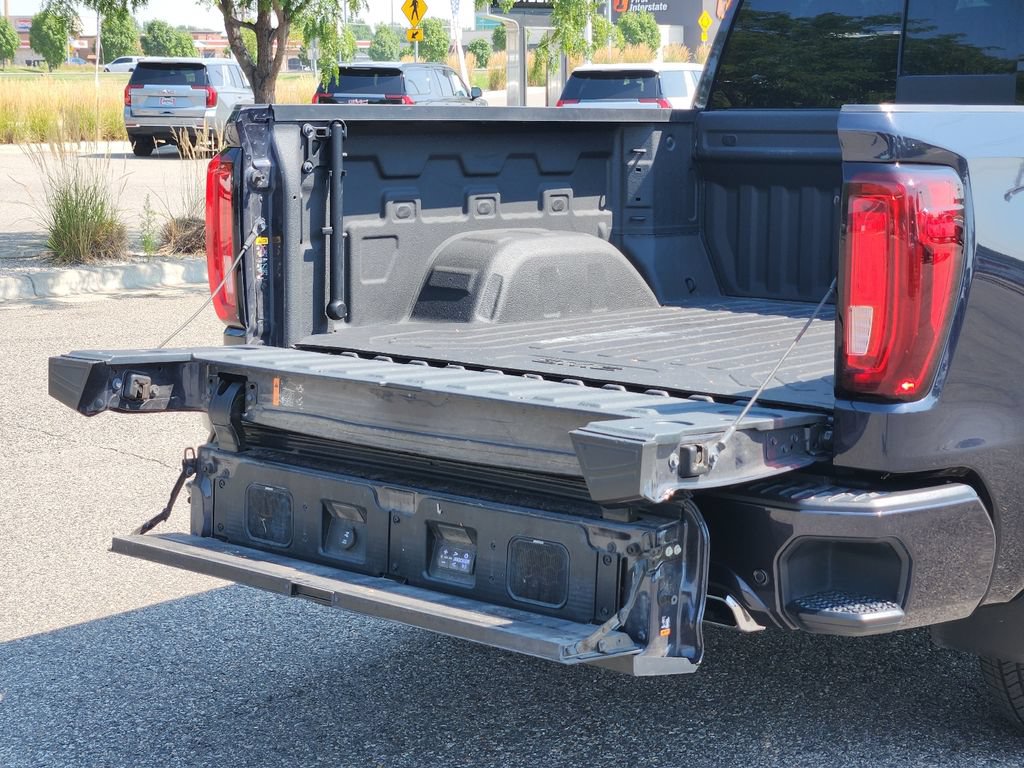 Used 2025 GMC Sierra 1500 Denali Ultimate AWD/4WD image 9