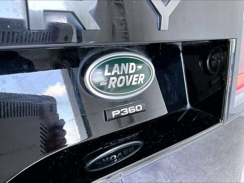 Used 2023 Land Rover Discovery HSE R-Dynamic AWD/4WD image 40