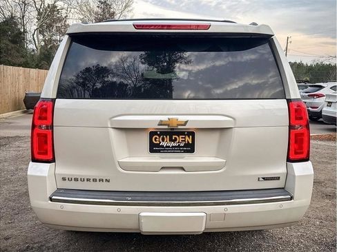 Used 2017 Chevrolet Suburban Premier AWD/4WD image 9