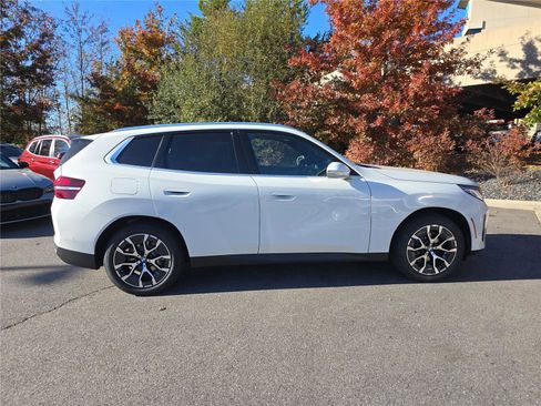 New 2026 BMW X3 xDrive30 w/ Convenience Package image 2