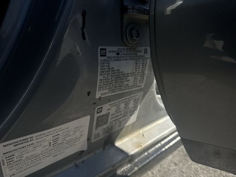 Used 2023 GMC Sierra 1500 SLE image 33