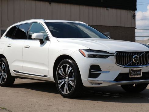 Used 2022 Volvo XC60 B5 Inscription w/ Climate Package AWD/4WD image 6