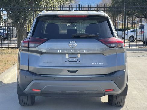 Certified 2023 Nissan Rogue SV w/ SV Premium Package image 5