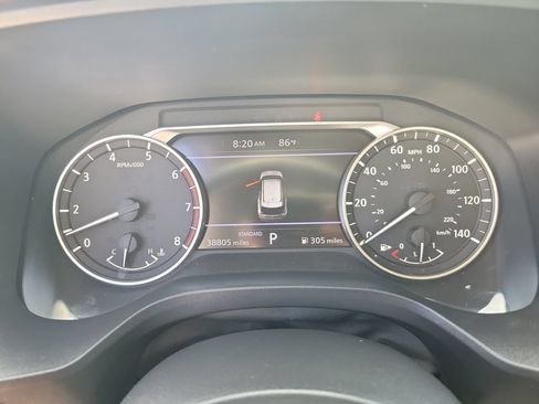 Certified 2022 Nissan Rogue SV FWD image 21