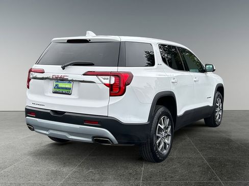 Used 2022 GMC Acadia SLE FWD image 9