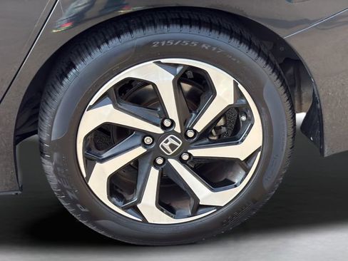 Used 2017 Honda Accord EX-L image 20