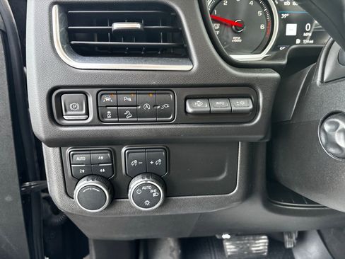 Used 2021 Chevrolet Tahoe High Country image 16