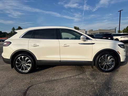 Used 2021 Lincoln Nautilus Reserve w/ Equipment Group 201A AWD/4WD image 4