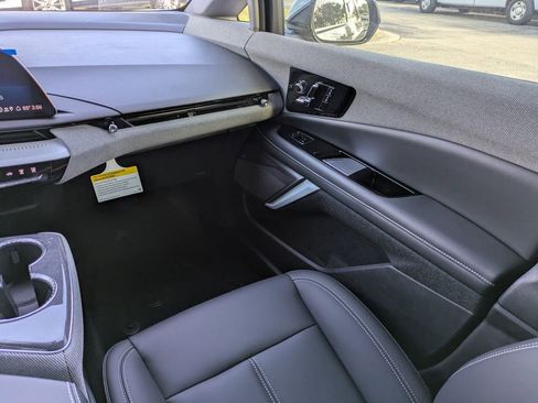 New 2026 Cadillac Optiq Luxury 1 image 19