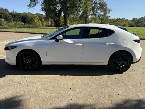 Used 2024 MAZDA MAZDA3 s image 8