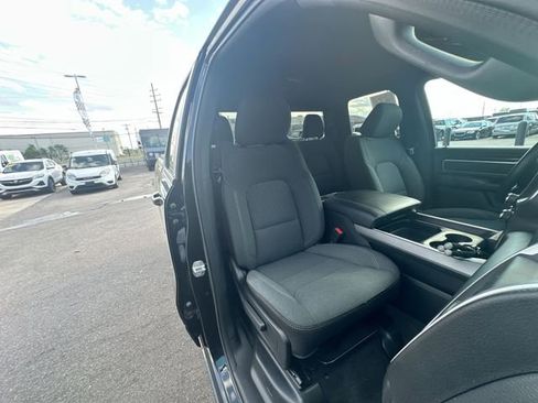 Used 2023 RAM 1500 Big Horn AWD/4WD image 25