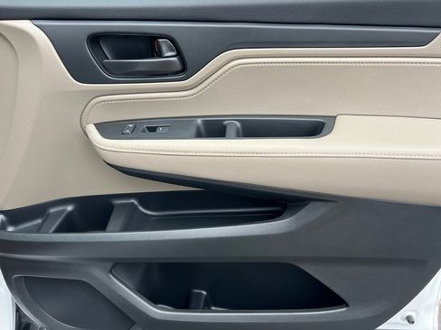 Used 2024 Honda Odyssey EX-L image 21