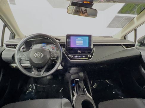 Used 2024 Toyota Corolla LE FWD image 30