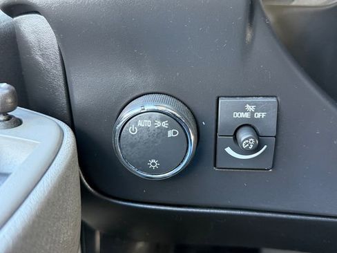 Used 2021 Chevrolet Express 2500 w/ Driver Convenience Package RWD image 18
