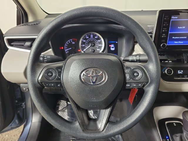 Used 2021 Toyota Corolla LE FWD image 25