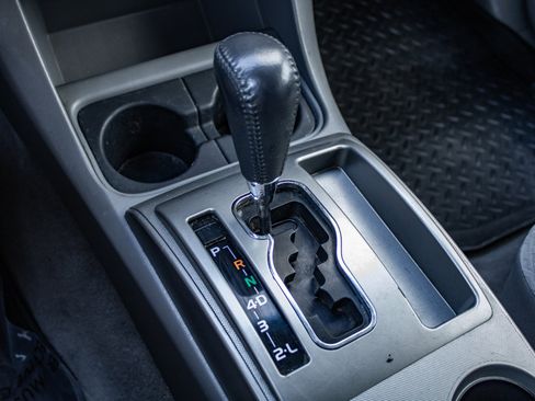 Used 2010 Toyota Tacoma 4x4 Double Cab V6 image 28