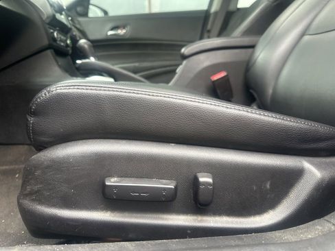 Used 2018 Acura ILX image 24