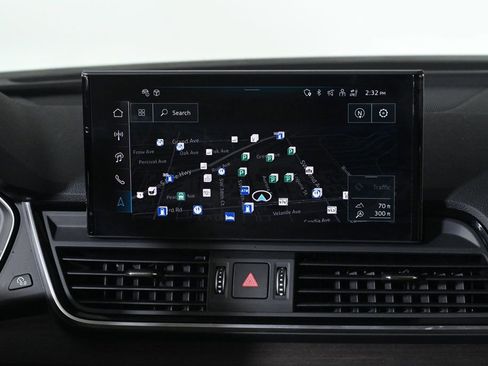 Used 2025 Audi Q5 2.0T Premium Plus w/ Premium Plus Package image 13