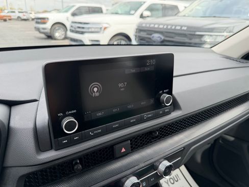 Used 2024 Honda CR-V LX image 20