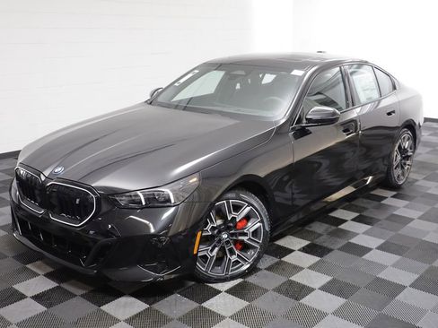 New 2026 BMW i5 eDrive40 w/ M Sport Package image 2