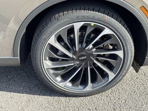 New 2026 Lincoln Aviator Reserve image 9