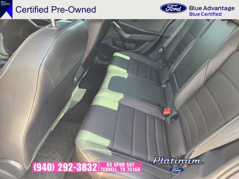 Used 2024 Volkswagen Jetta SE w/ Panoramic Sunroof Package FWD image 30