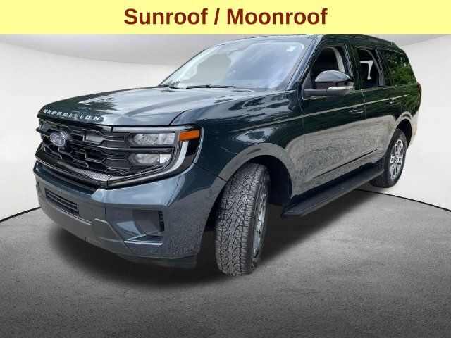 Used 2025 Ford Expedition Active AWD/4WD image 6