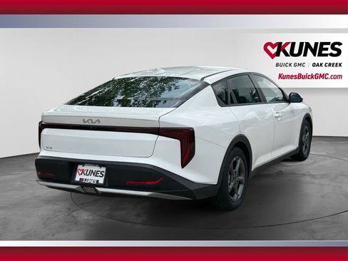 Used 2025 Kia K4 FWD image 10