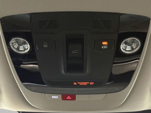 Used 2024 Kia Sorento S w/ Panoramic Sunroof Package FWD image 47