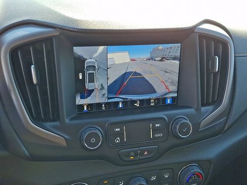 Used 2022 GMC Terrain AT4 w/ Tech Package image 18