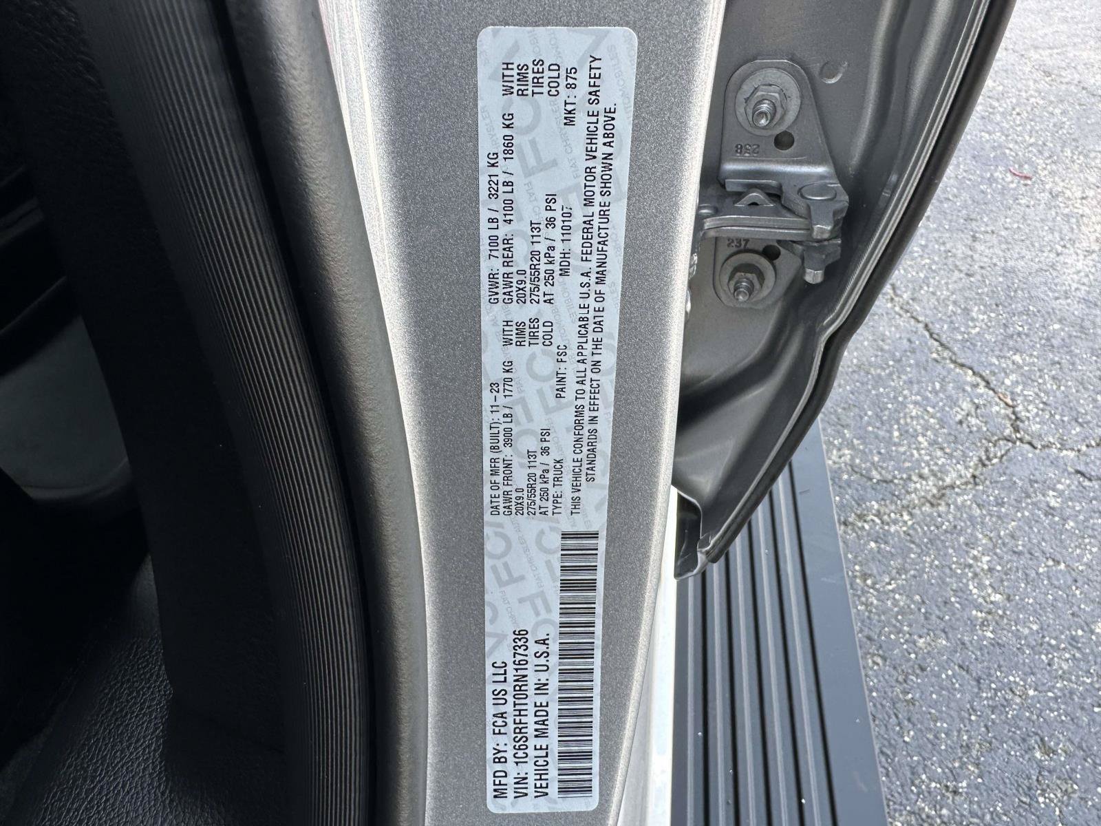 Used 2024 RAM 1500 Limited AWD/4WD image 39