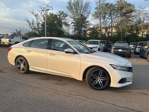 Used 2021 Honda Accord Touring image 22