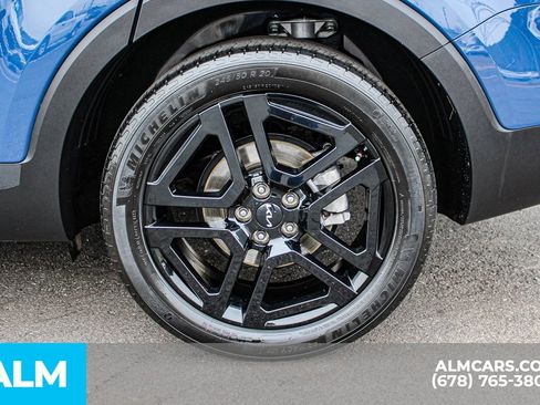 Used 2023 Kia Telluride SX X-Line image 16