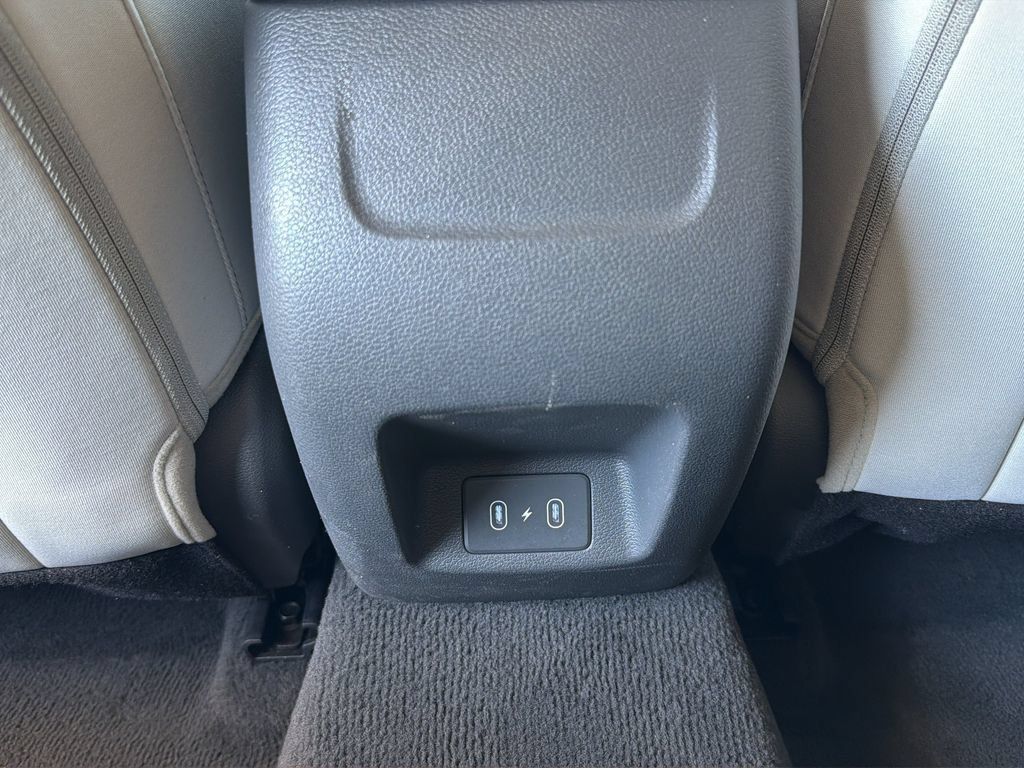 Used 2025 Hyundai Sonata SEL FWD image 16